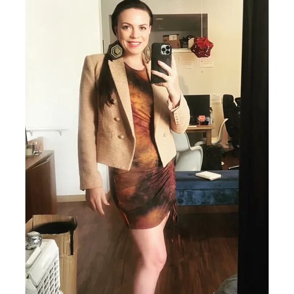 L’Agence Brooke Cropped Brown Crepe Blazer Size 8 - Picture 3 of 9